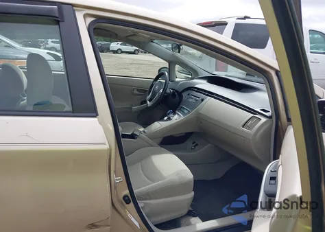 2011 Toyota Prius Two z USA, uszkodzony, nr VIN JTDKN3DU2B1462050